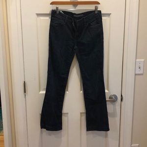 Joes Jean The provocateur